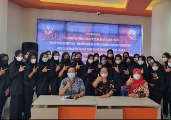 Pembukaan Program Kecakapan Kerja Dian Nusantara Surakarta